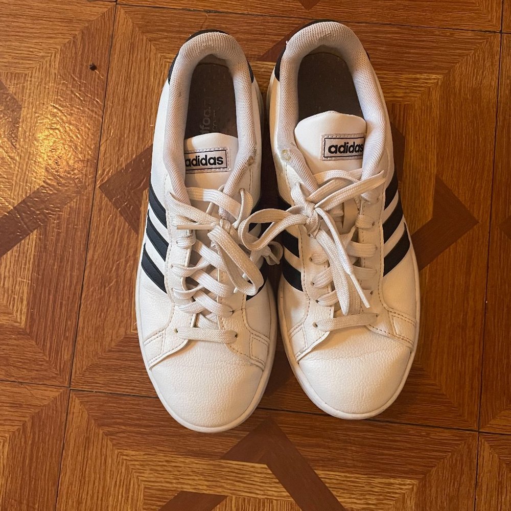 retro street sneakers